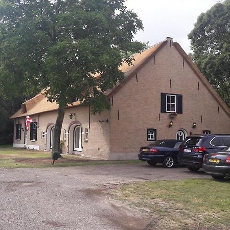 B&B Charming Farmhouse Prinsenbeek Kültér fotó