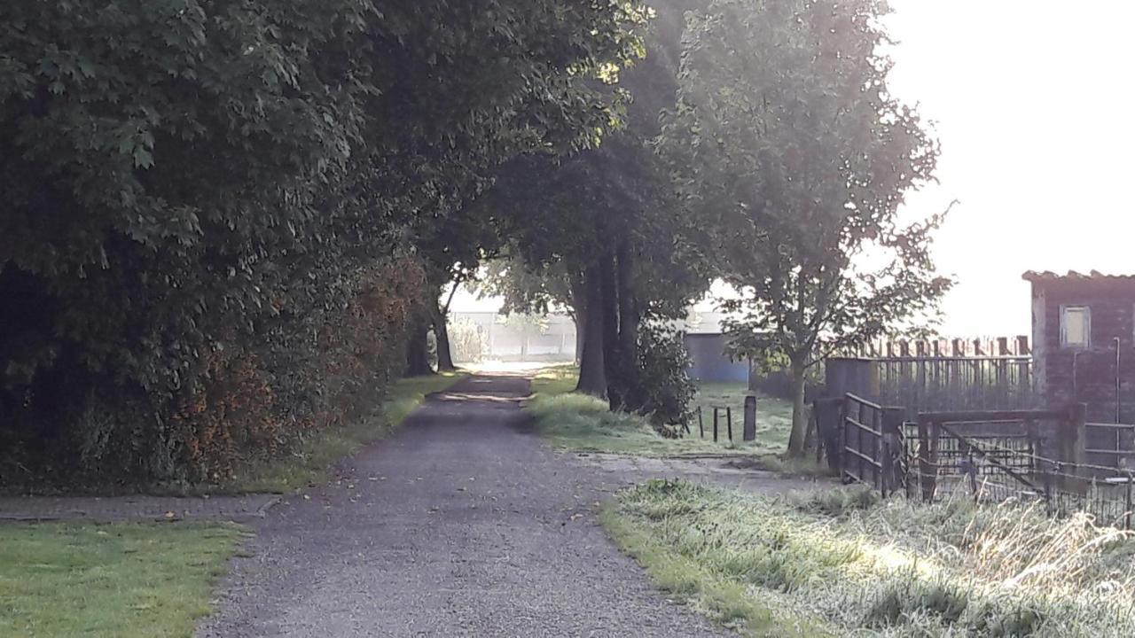 B&B Charming Farmhouse Prinsenbeek Kültér fotó